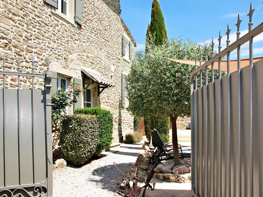 Le Clos De La Tuiliere Grignan Kültér fotó