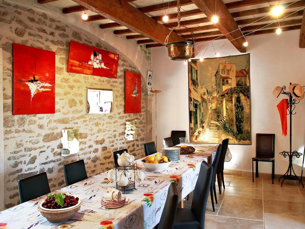 Le Clos De La Tuiliere Grignan Kültér fotó